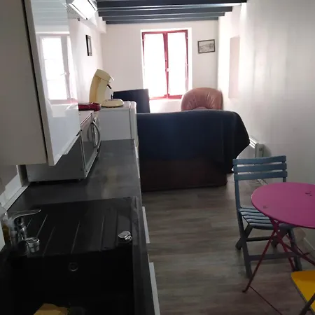 Au 51 Apartman